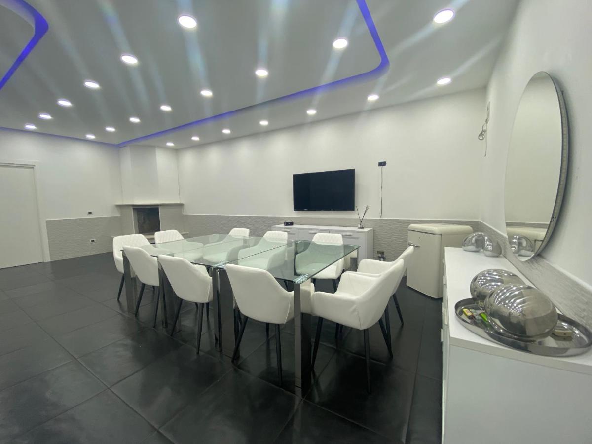 Casa * Naples